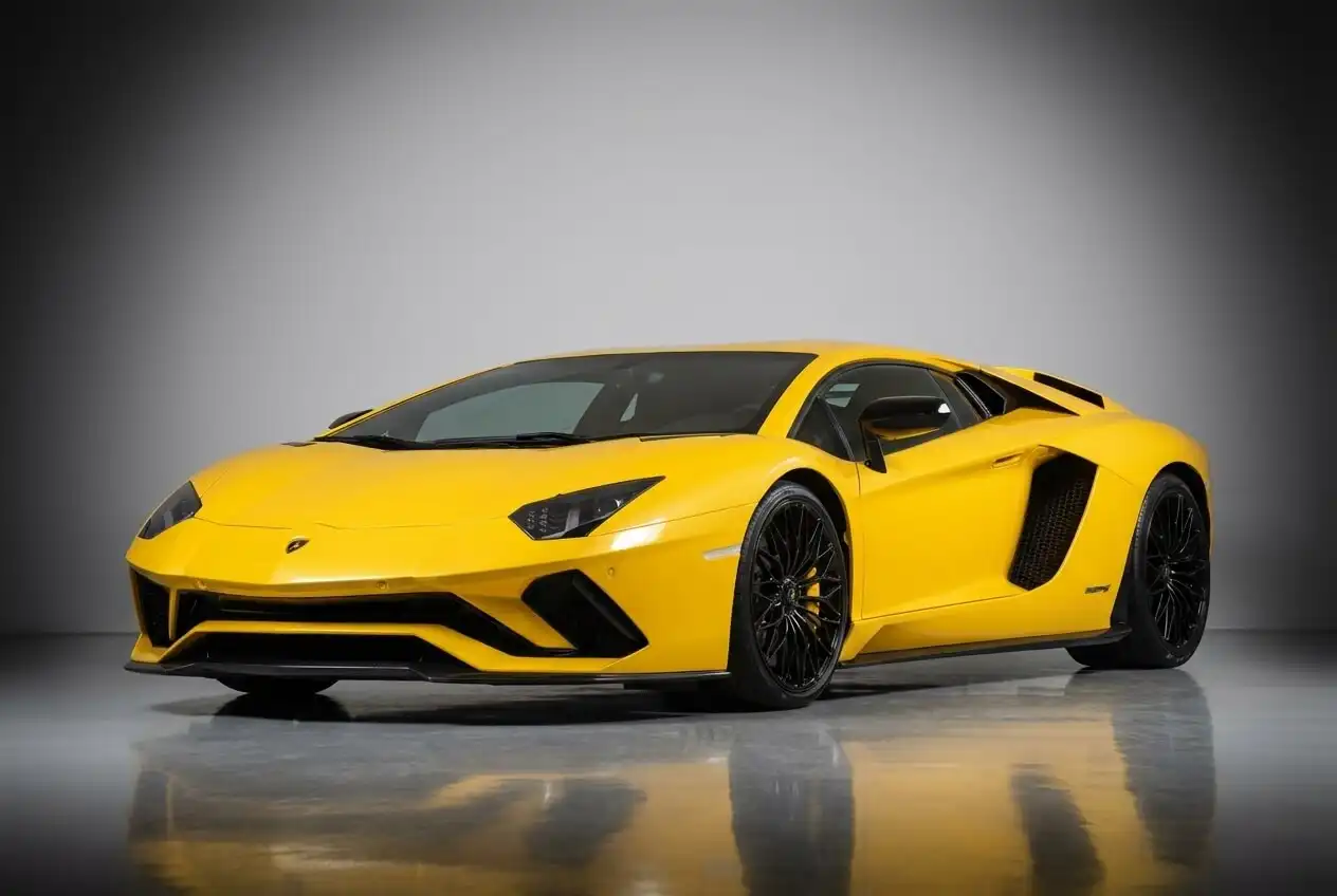 LAMBORGHINI Aventador S - Image 2