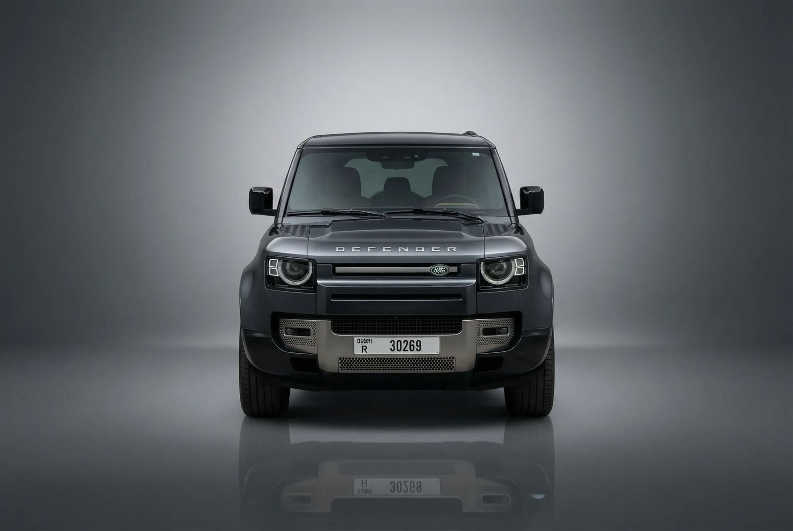 Land Rover Defender 2025