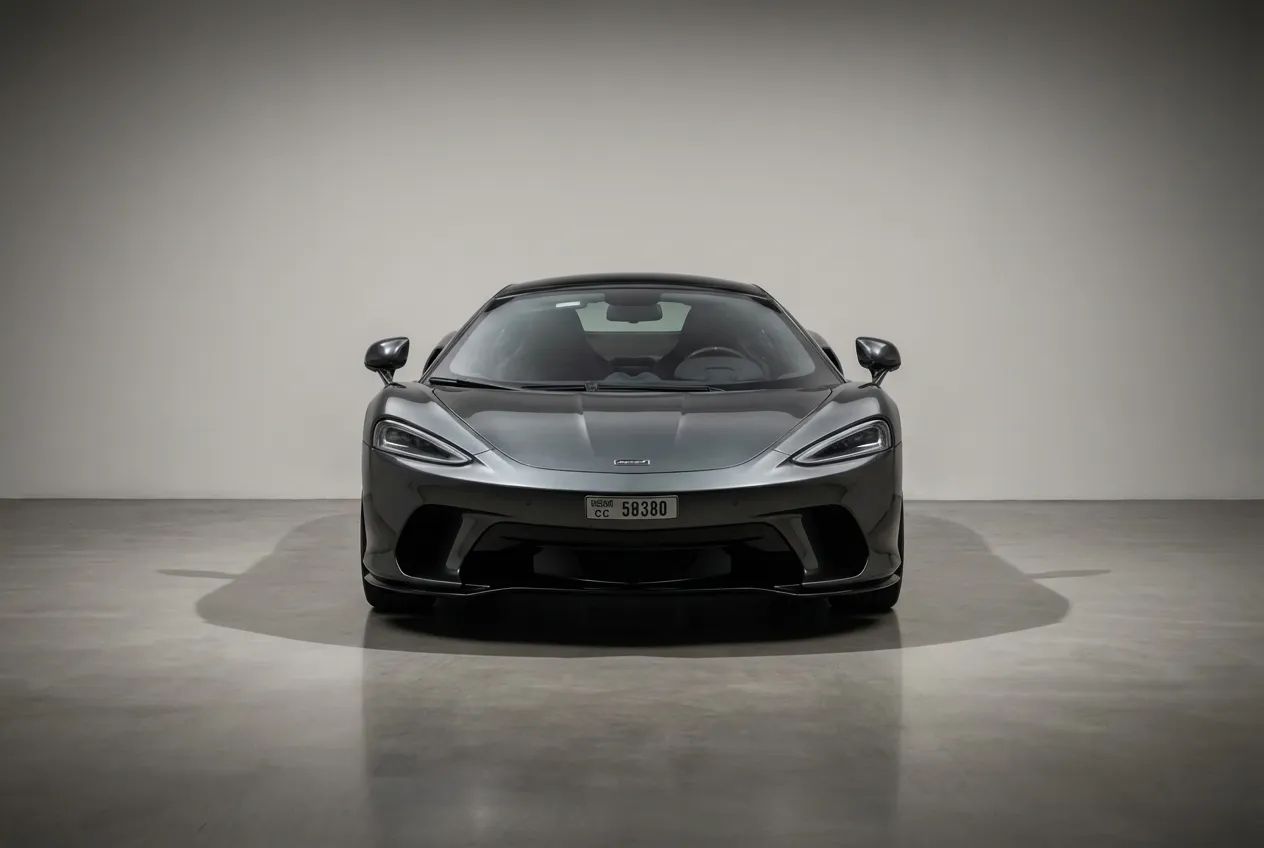 McLaren GT 2024