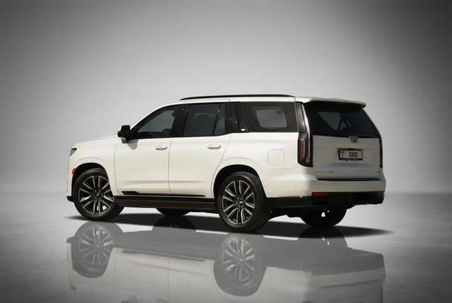 Cadillac Escalade 2023 - Image 3
