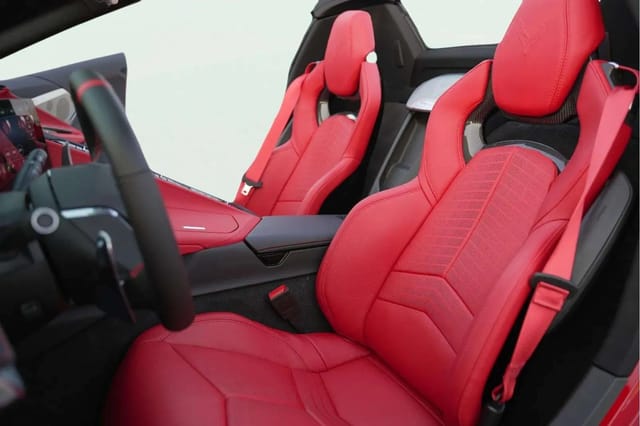 Chevrolet Corvette 2023 - Image 4