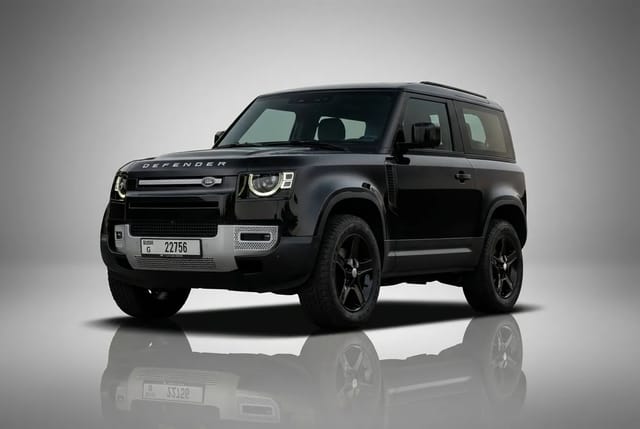 لاند روفر Defender 2024