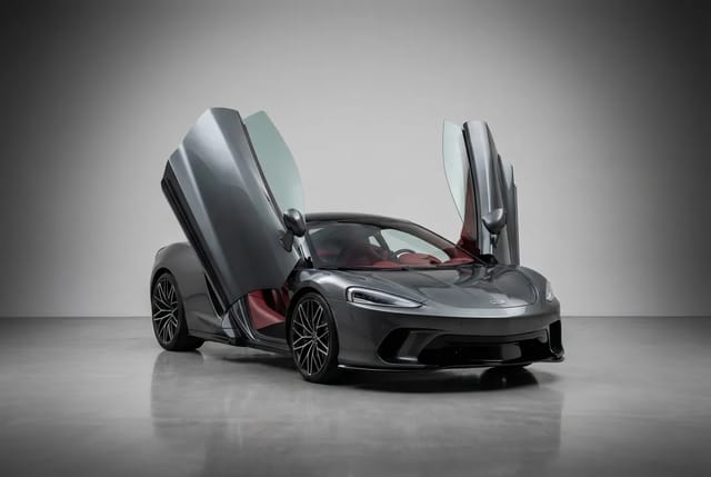 Mieten Sie McLaren in Dubai – Exotische Supersportwagen, Extreme Leistung & Luxus | Rotana Star