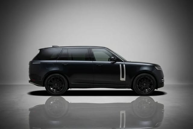 Land Rover Range Rover 7 Seats 2024 - Image 3