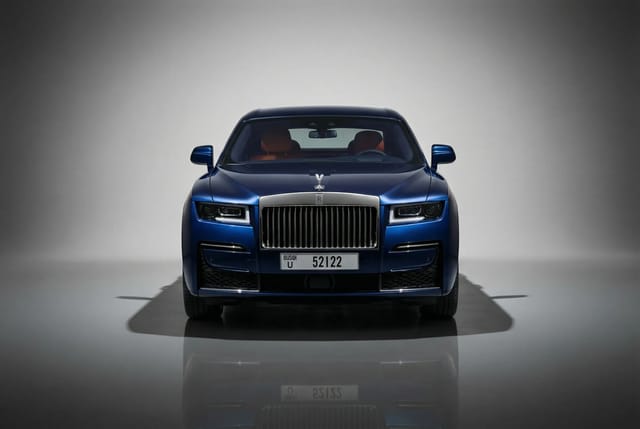 رولز رويس Ghost 2025
