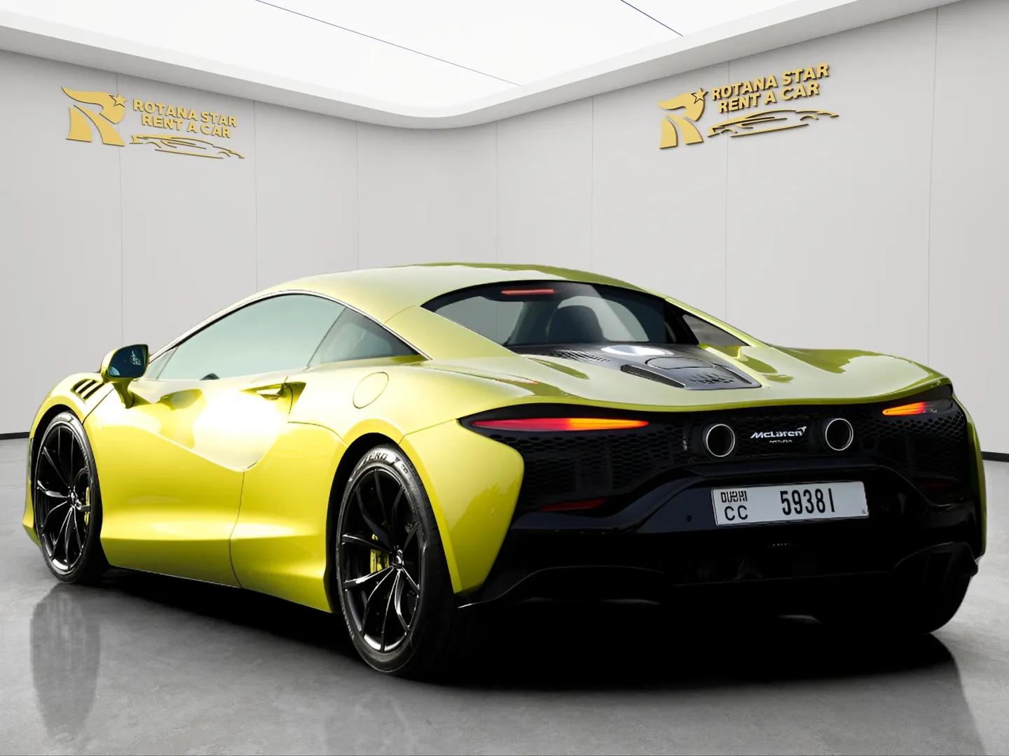 McLaren Artura (4)