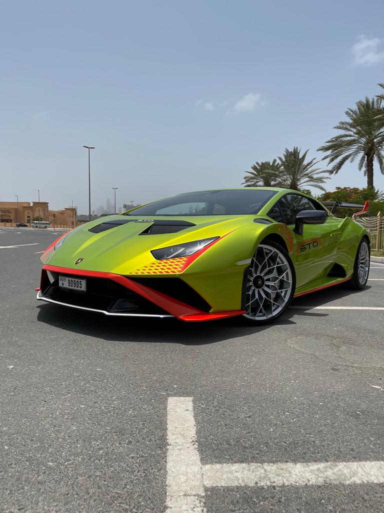 Lamborghini STO for Rent in Dubai