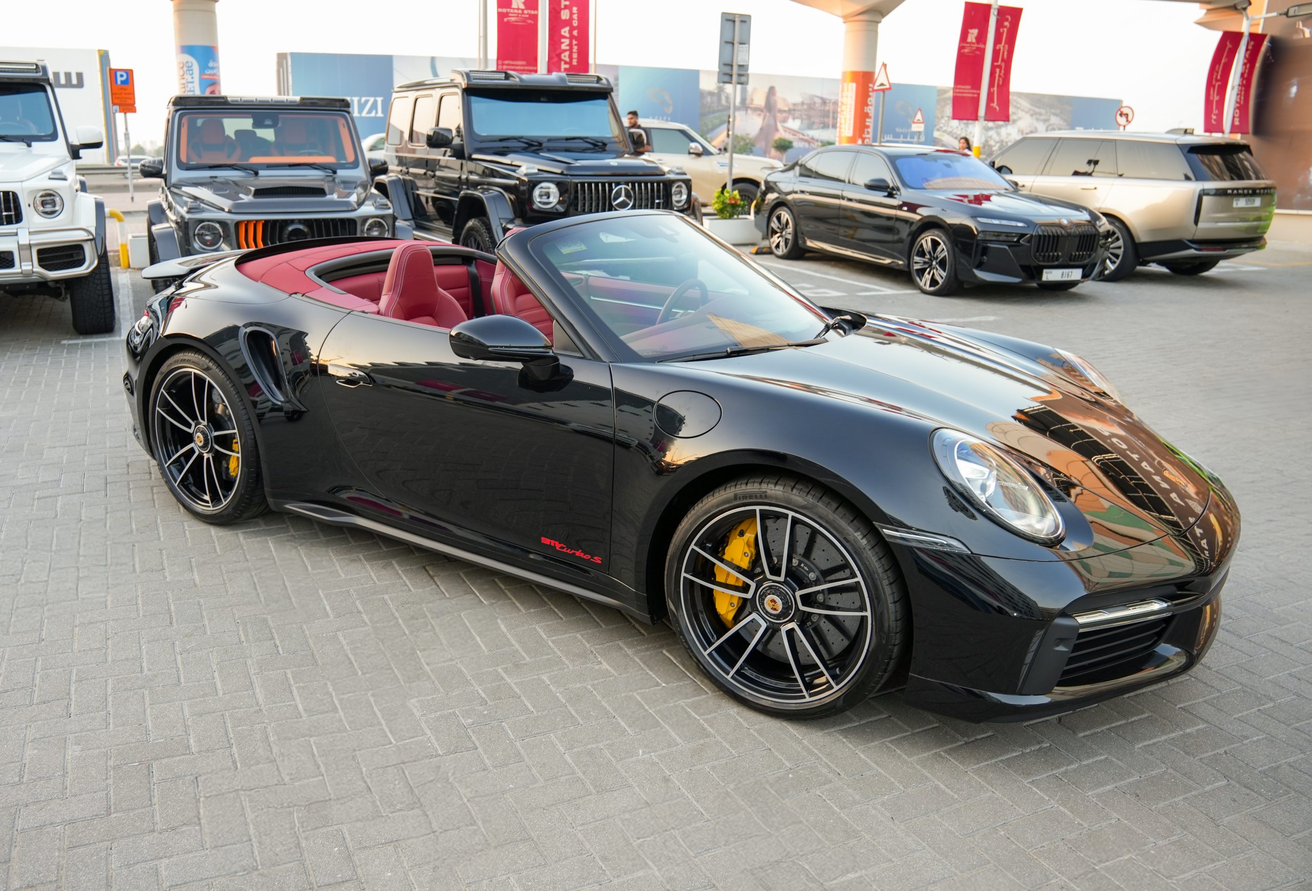 rent 911 turbo s in dubai 3