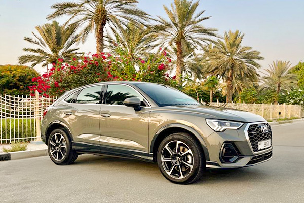 rent Audi Q3 Grey 3