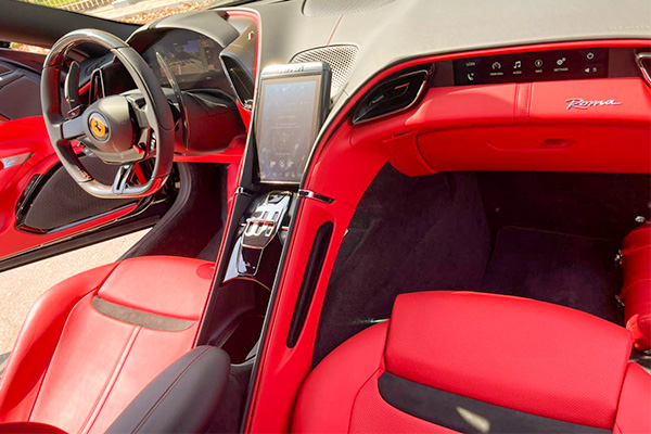 rent FERRARI ROMA 4