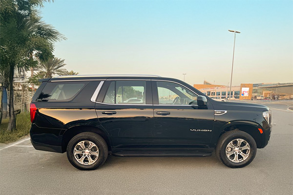 rent Gmc yukon 3