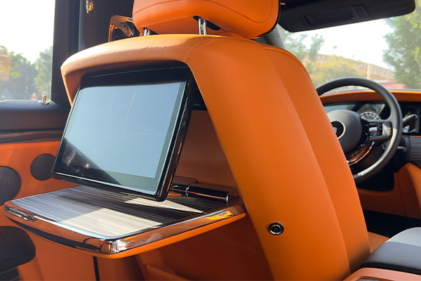 rent ROLLS ROYCE GHOST 4