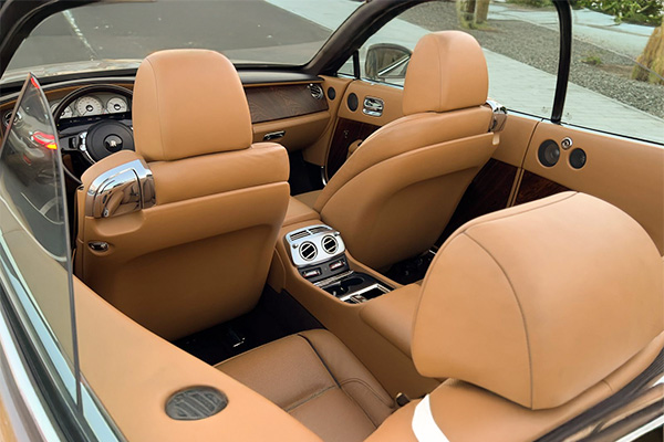 rent Rolls Royce Dawn Gold 4