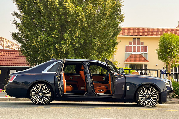 rent Rolls Royce Ghost Dark Blue Long 5