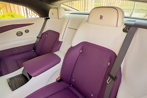 rent Rolls Royce Spectre 5