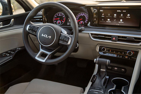 rent kia k5 4